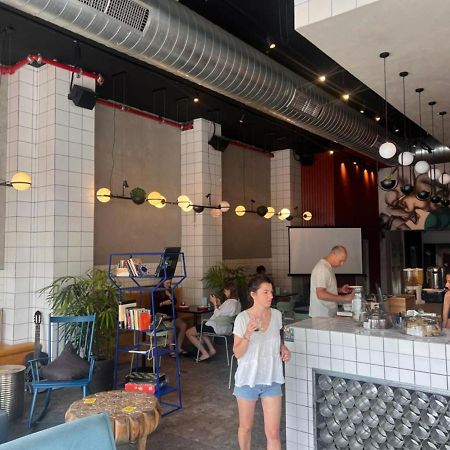 Gia Dormitory Hostel Тел Авив Екстериор снимка