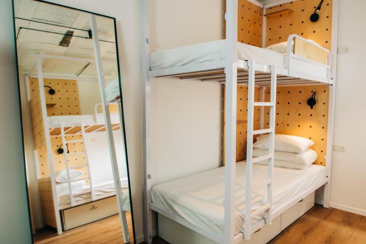 Gia Dormitory Hostel Тел Авив Екстериор снимка