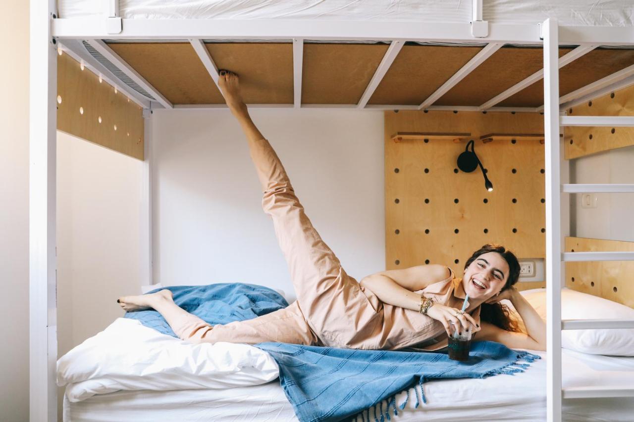 Gia Dormitory Hostel Тел Авив Екстериор снимка