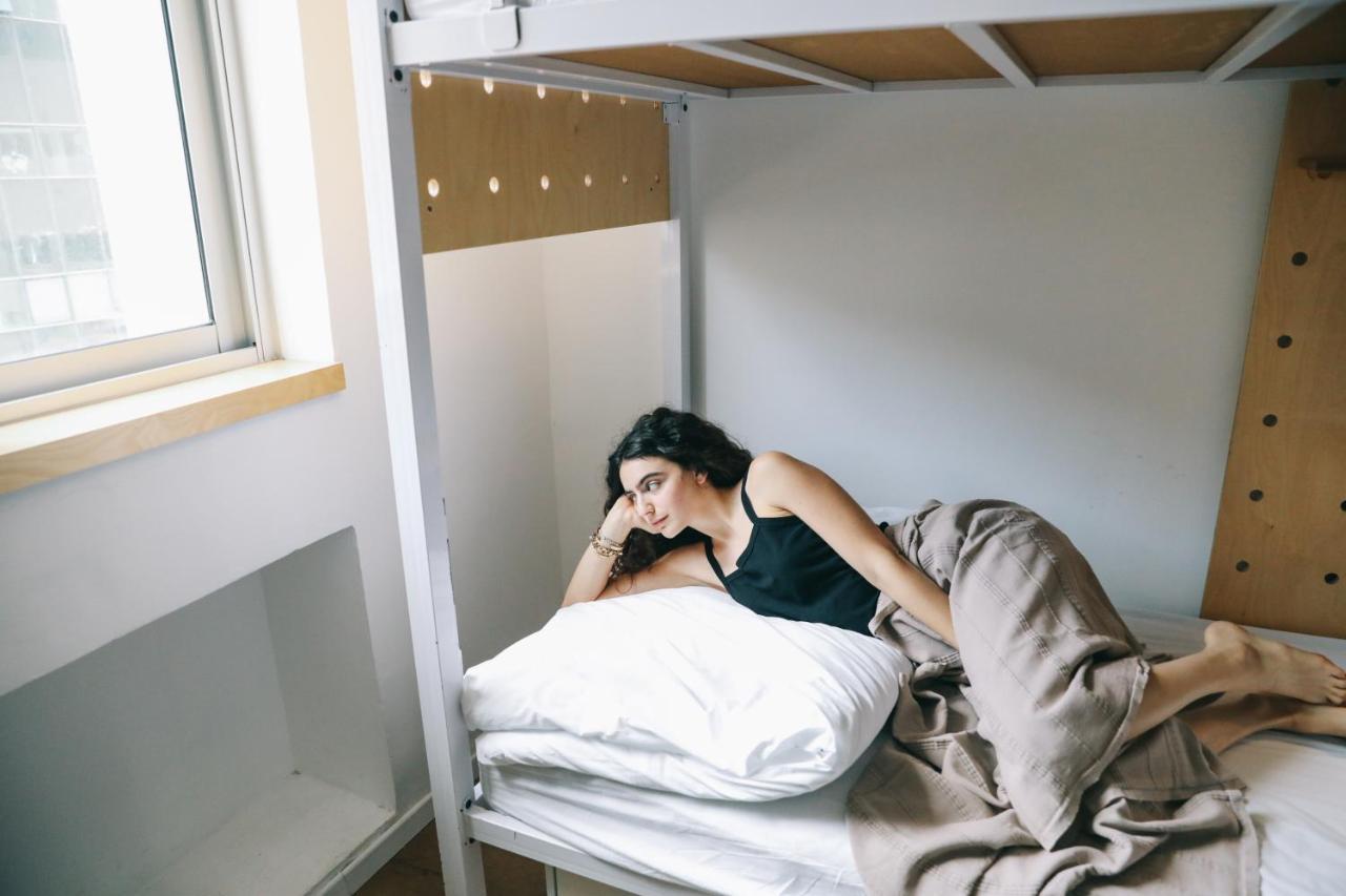 Gia Dormitory Hostel Тел Авив Екстериор снимка