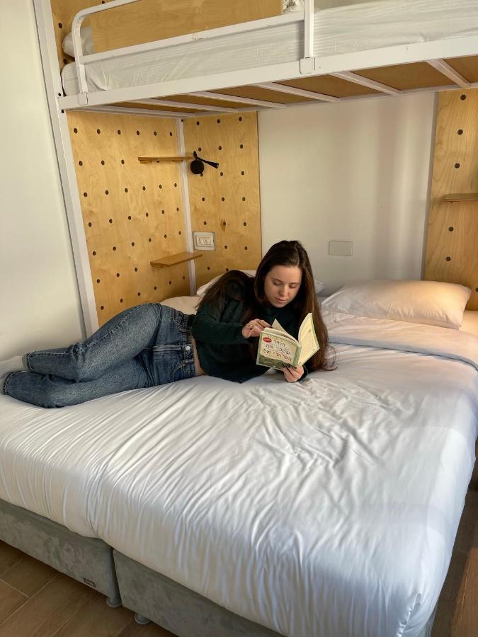 Gia Dormitory Hostel Тел Авив Екстериор снимка