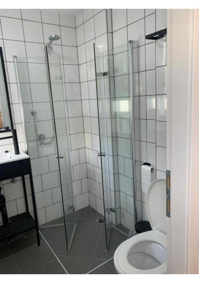 Gia Dormitory Hostel Тел Авив Екстериор снимка
