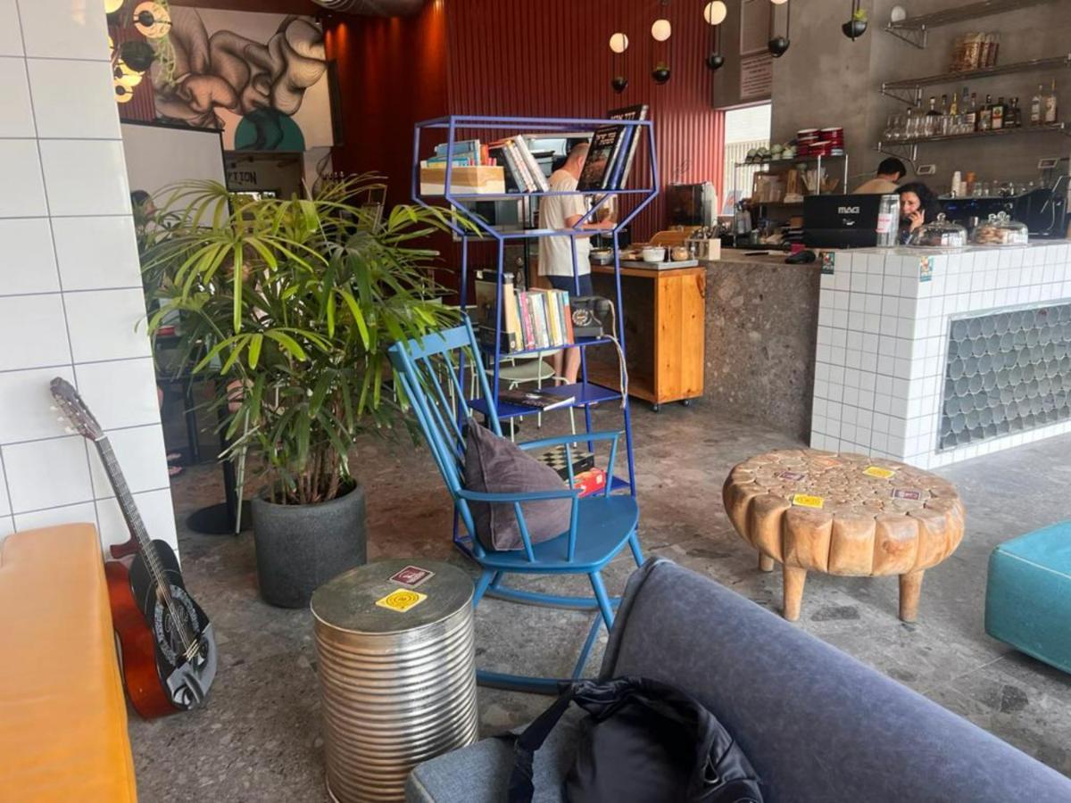 Gia Dormitory Hostel Тел Авив Екстериор снимка